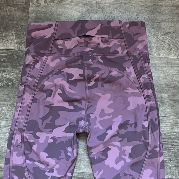 #102. Lululemon Time To Sweat Crop 23" - Picture 12 of 14